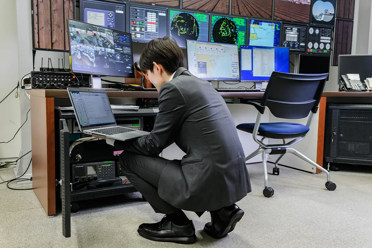 シミュレータ技術開発者仕事風景