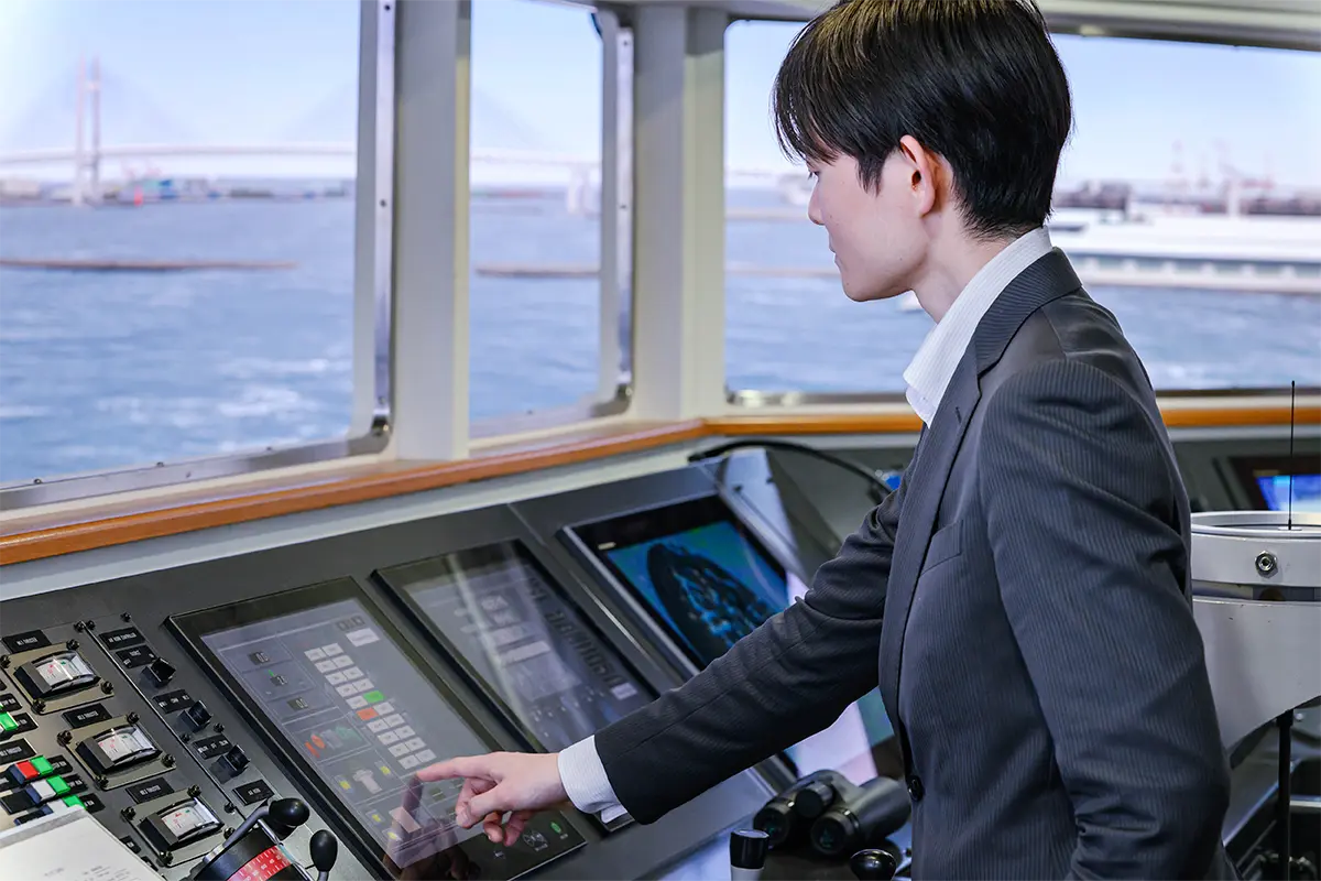 シミュレータ技術開発者仕事風景