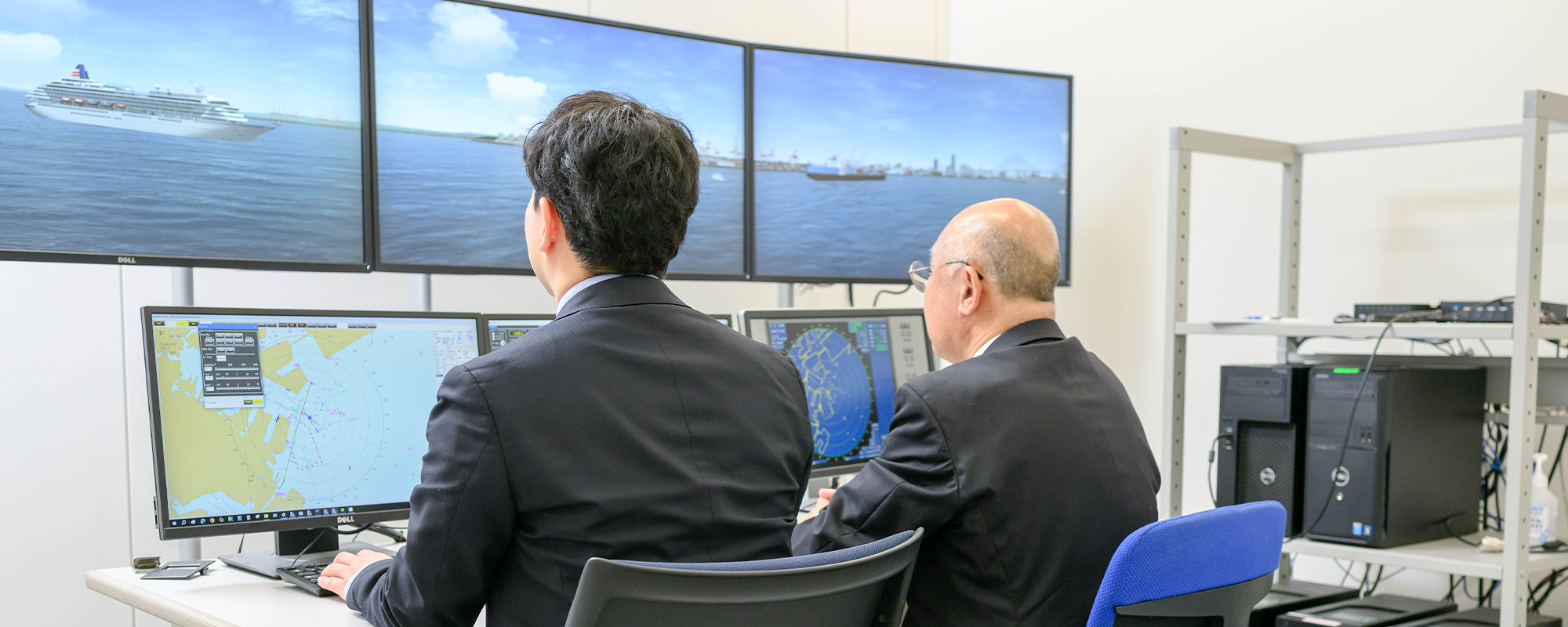 海事コンサルタント仕事風景
