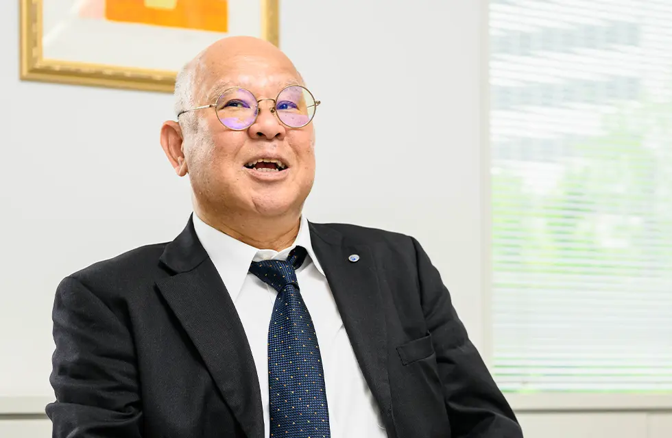 海事コンサルタント先輩画像